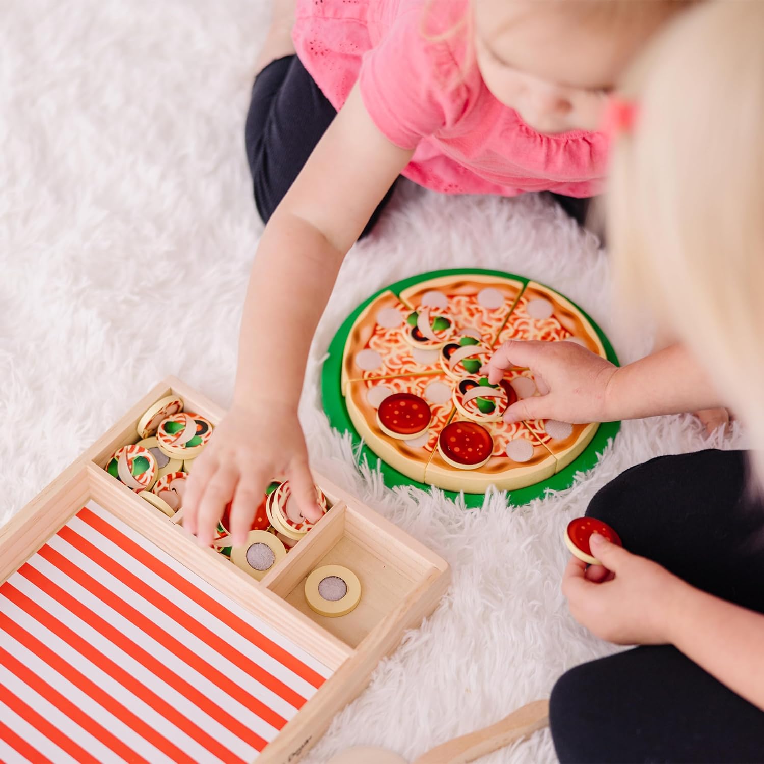 Melissa & Doug Wooden Pizza | Wooden Toys | Pretend Play | Play Food for Kids | 3+ | Gift for Boy or Girl-4