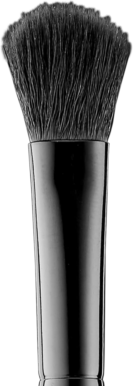 e.l.f. Blending Brush, Vegan Makeup Tool, Effortlessly Blends Eyeshadow & Concealer, For Wet & Dry Products-1