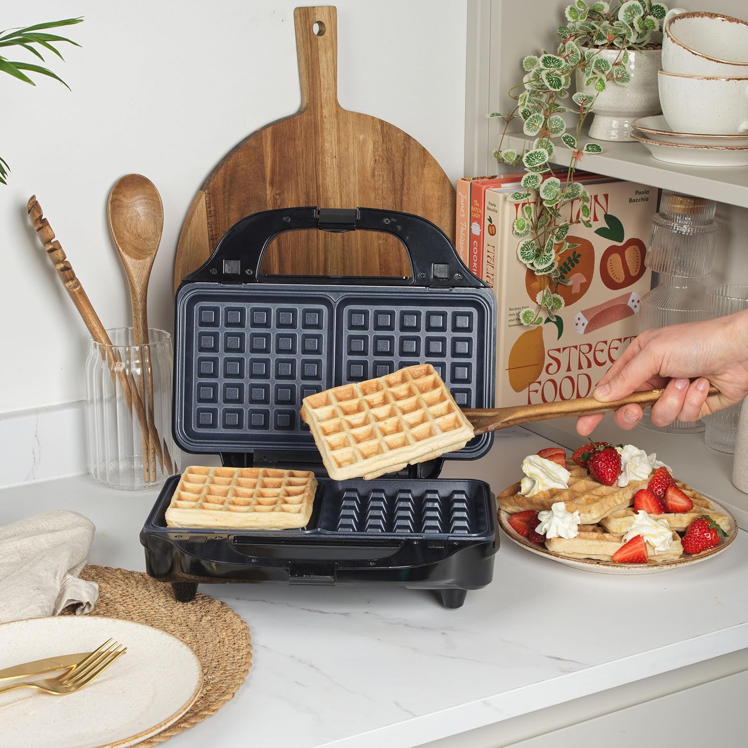 Salter EK2143 3-In-1 Snack Maker - Sandwich Toaster, Waffle Maker, Panini Press Grill, Includes Removable Extra Large Deep Fill Hot Plates, Non-Stick, 900W, Auto Temperature Control, Stay Cool Handle-3