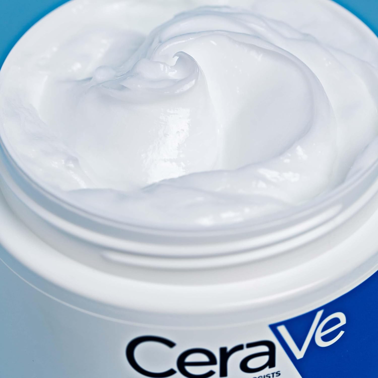 CeraVe Moisturising Cream Pot with Hyaluronic Acid and 3 Essential Ceramides for Dry to Very Dry Skin 454g​-5