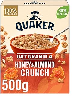 Quaker Honey and Almond Oat Granola, 500 g