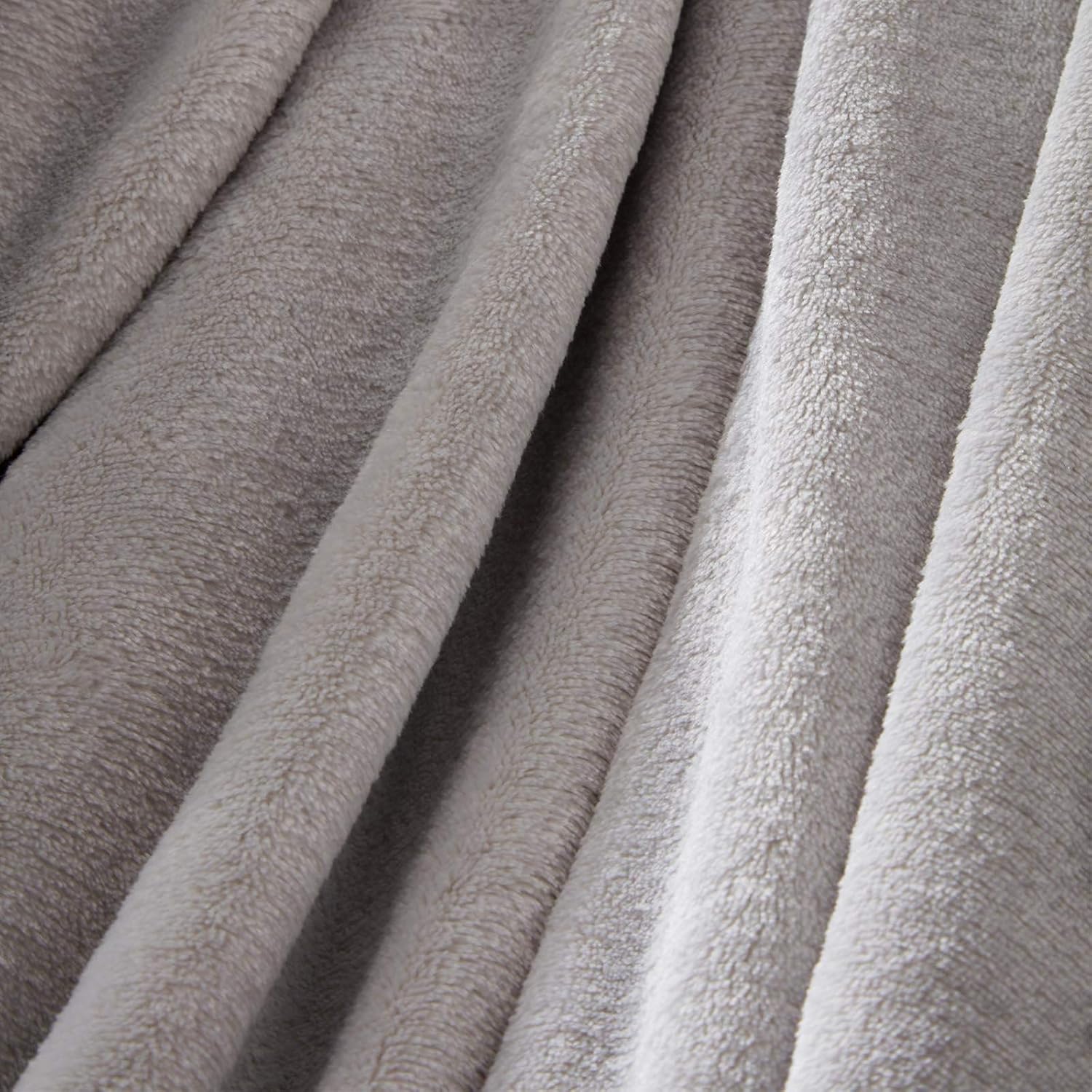 Brentfords Super Ultra Soft Flannel Fleece Blanket Large Fluffy Warm Throw Over Bed Sofa Settee, Silver Grey - 120 x 150cm-2