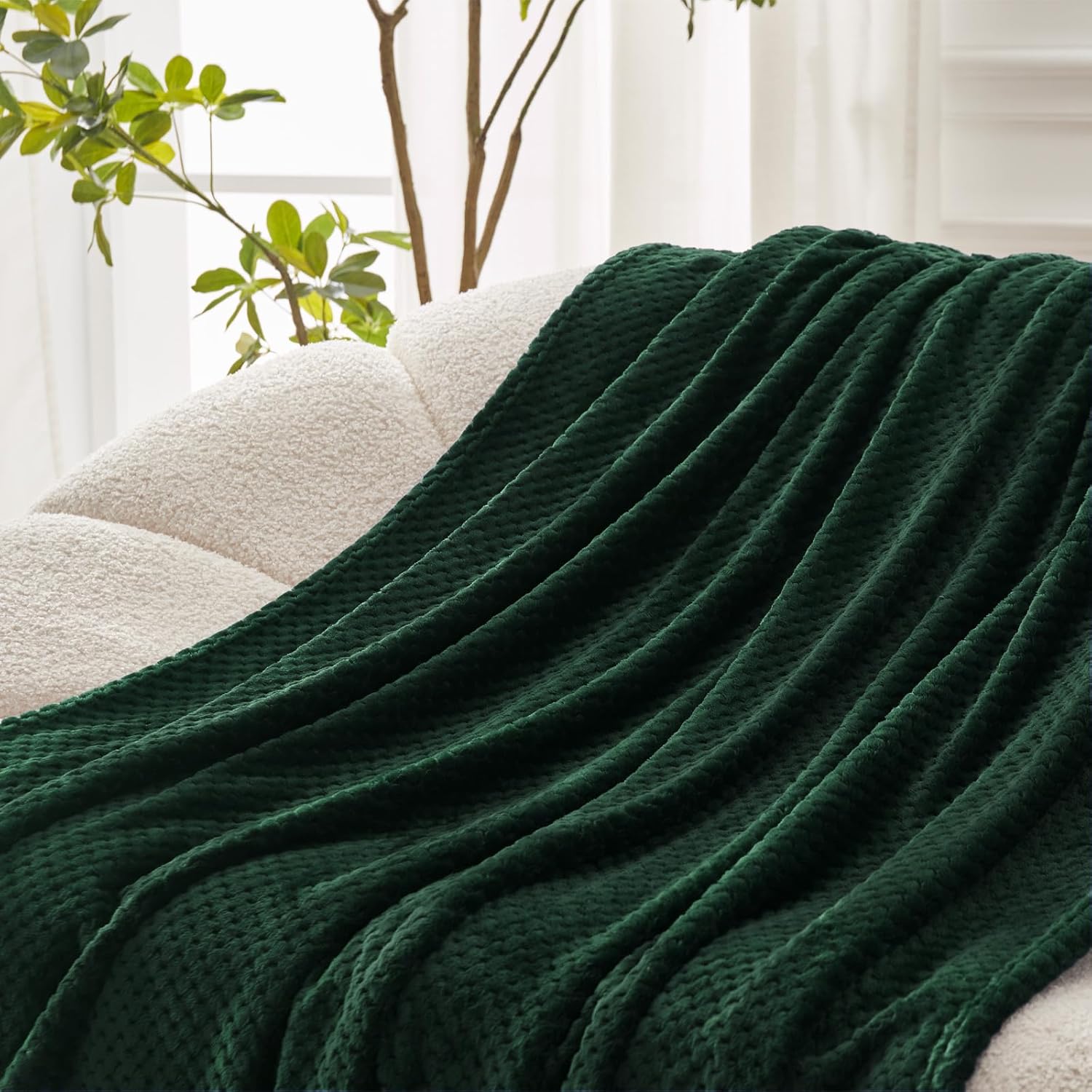 Exclusivo Mezcla King Size Fleece Bed Blanket, 230x265 CM Soft Jacquard Weave Waffle Pattern Blankets for Bed Settees, Forest Green Blanket-4