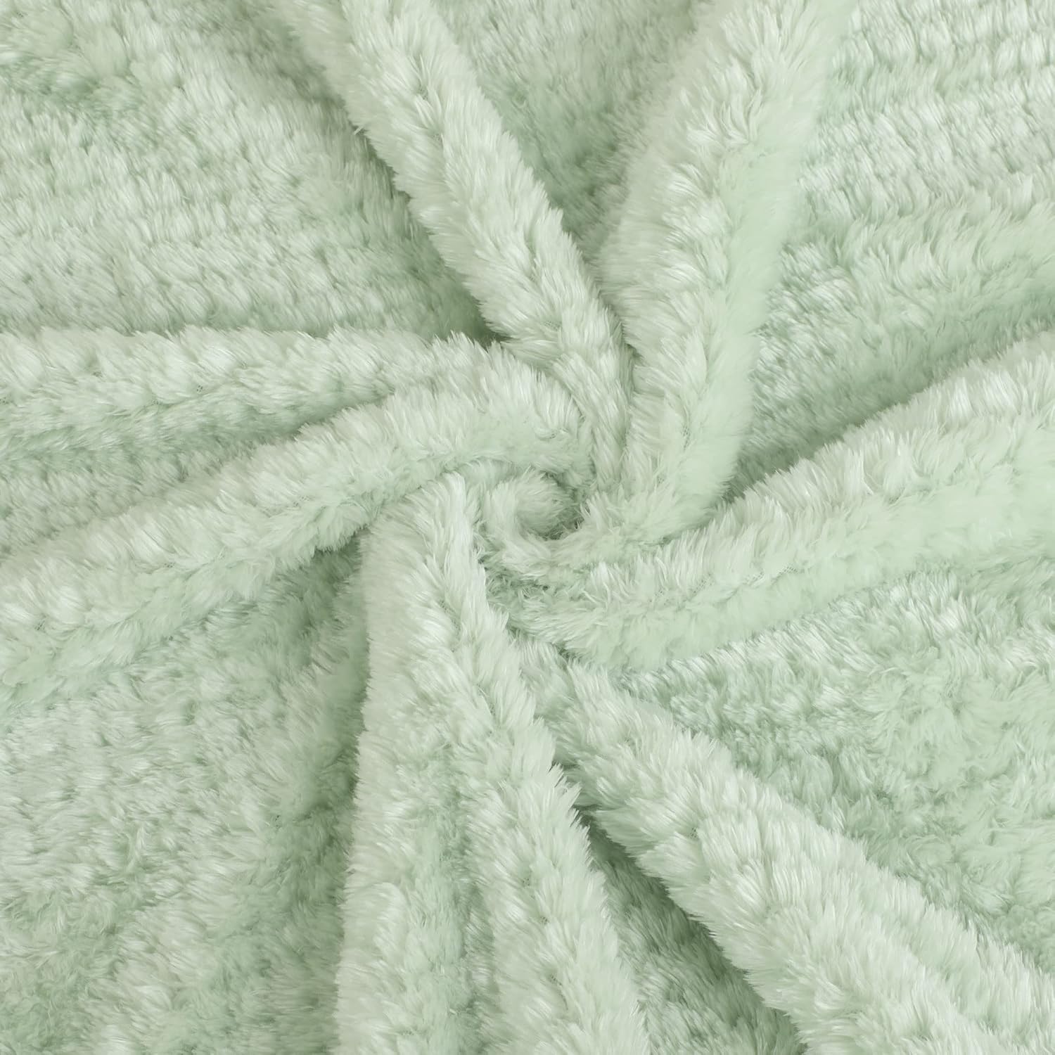 sourcing map Flannel Fleece Bed Blankets, Soft Warm Microfiber Blanket, Mesh Fuzzy Plush 330GSM Lightweight Decorative Solid Blankets for Bed Pale Green 130 x 150cm-4