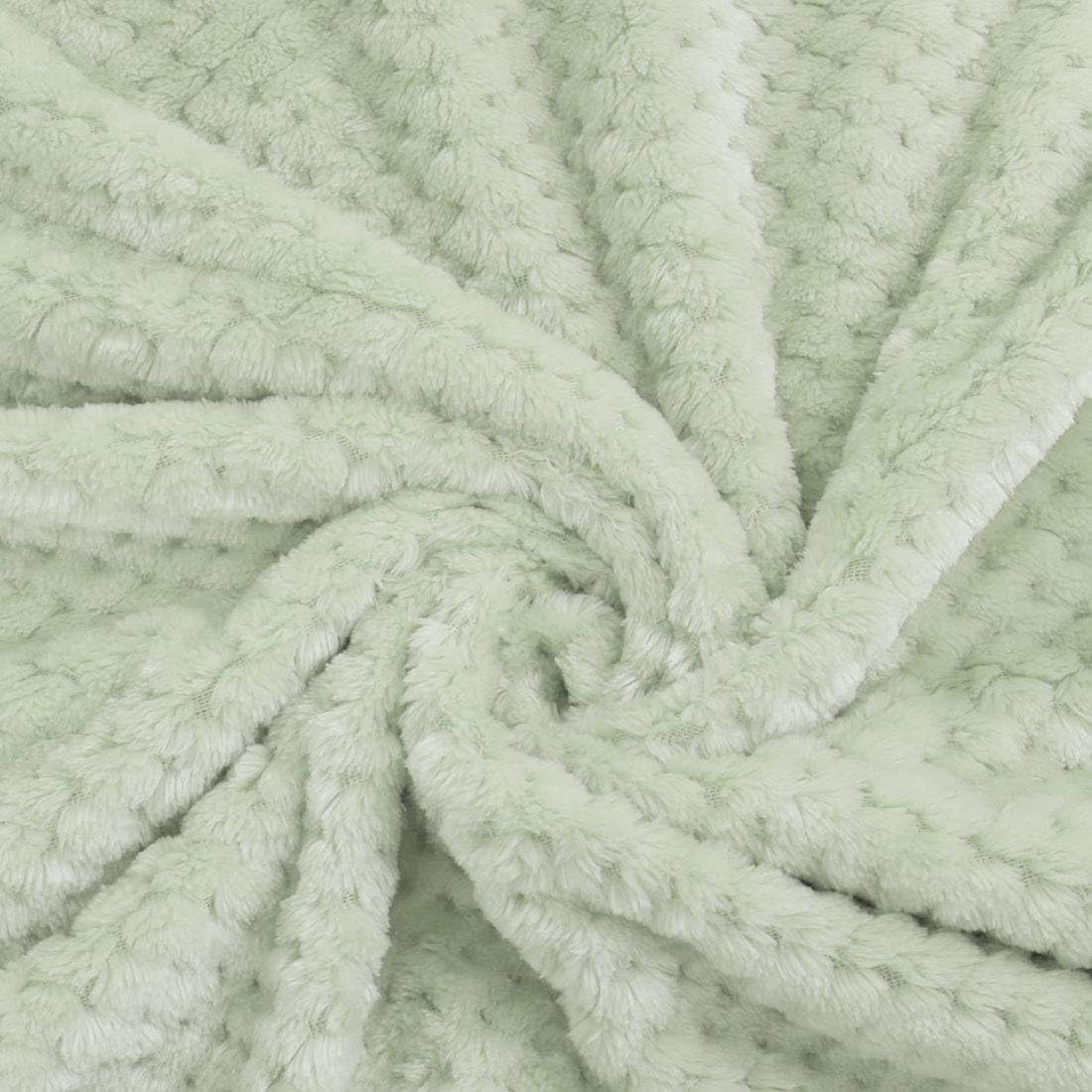 sourcing map Flannel Fleece Bed Blankets, Soft Warm Microfiber Blanket, Mesh Fuzzy Plush 330GSM Lightweight Decorative Solid Blankets for Bed Pale Green 130 x 150cm-8