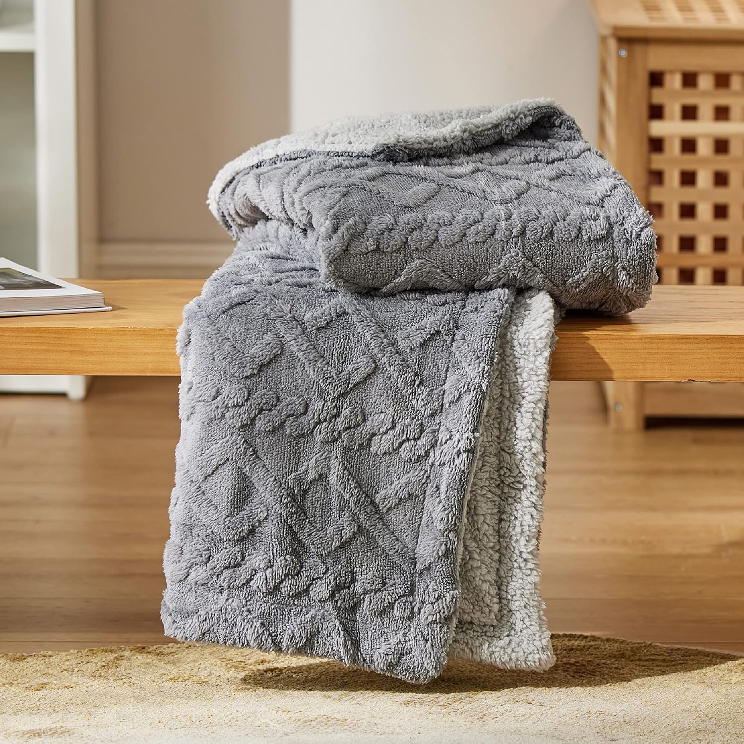 Bedsure Sherpa Fleece Throw Blanket - Fluffy Fuzzy Soft Warm Jacquard Coral Fleece Blanket for Sofa, Bed and Couch, Single, Grey, 130x150 cm-0