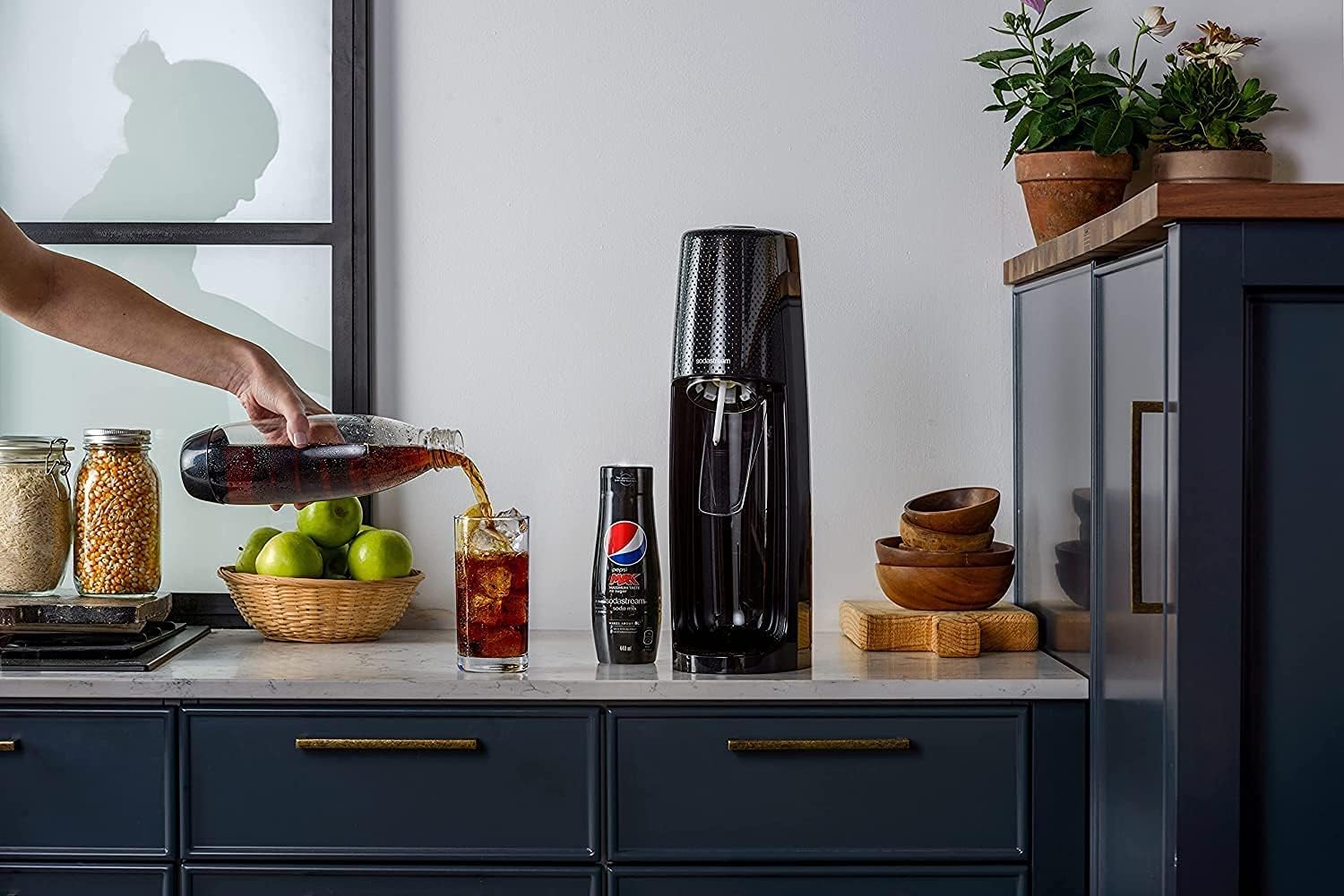 SodaStream Flavours Pepsi Max Sparkling Drink Mix, Soda & Fizzy Drink Maker Concentrate, Diet Pepsi with Maximum Taste & No Sugar, Official Pepsi Cola x SodaStream Syrup - 6 x 440ml Multi Pack-1