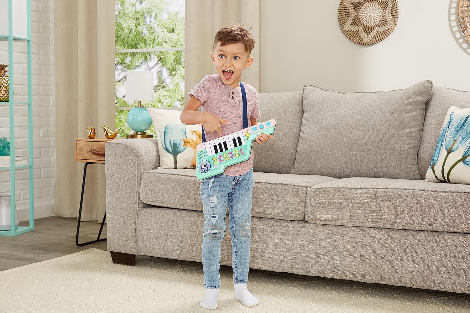 VTech Bluey Keytar, Official Bluey Toy with 5 Instrument Sounds, Phrases, Sound Effects & Melodies, Interactive Musical Toy for Kids 3, 4, 5+ Years, English Version-7