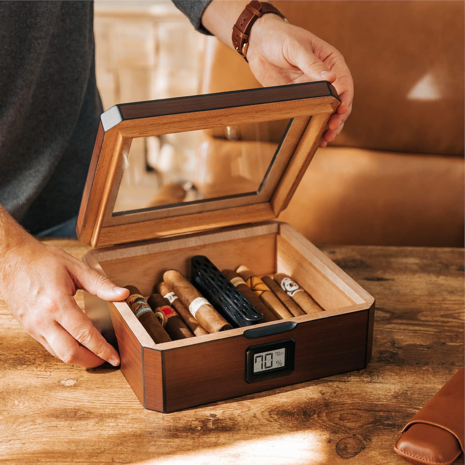 CASE ELEGANCE MAG Desktop Humidor, Walnut Finish, Holds 20-30 Cigars, Glass Top with Magnetic Seal, Octagon Shape, Digital Hygrometer, Spanish Cedar, New Hydro Channel, Includes Humidor Solution-5