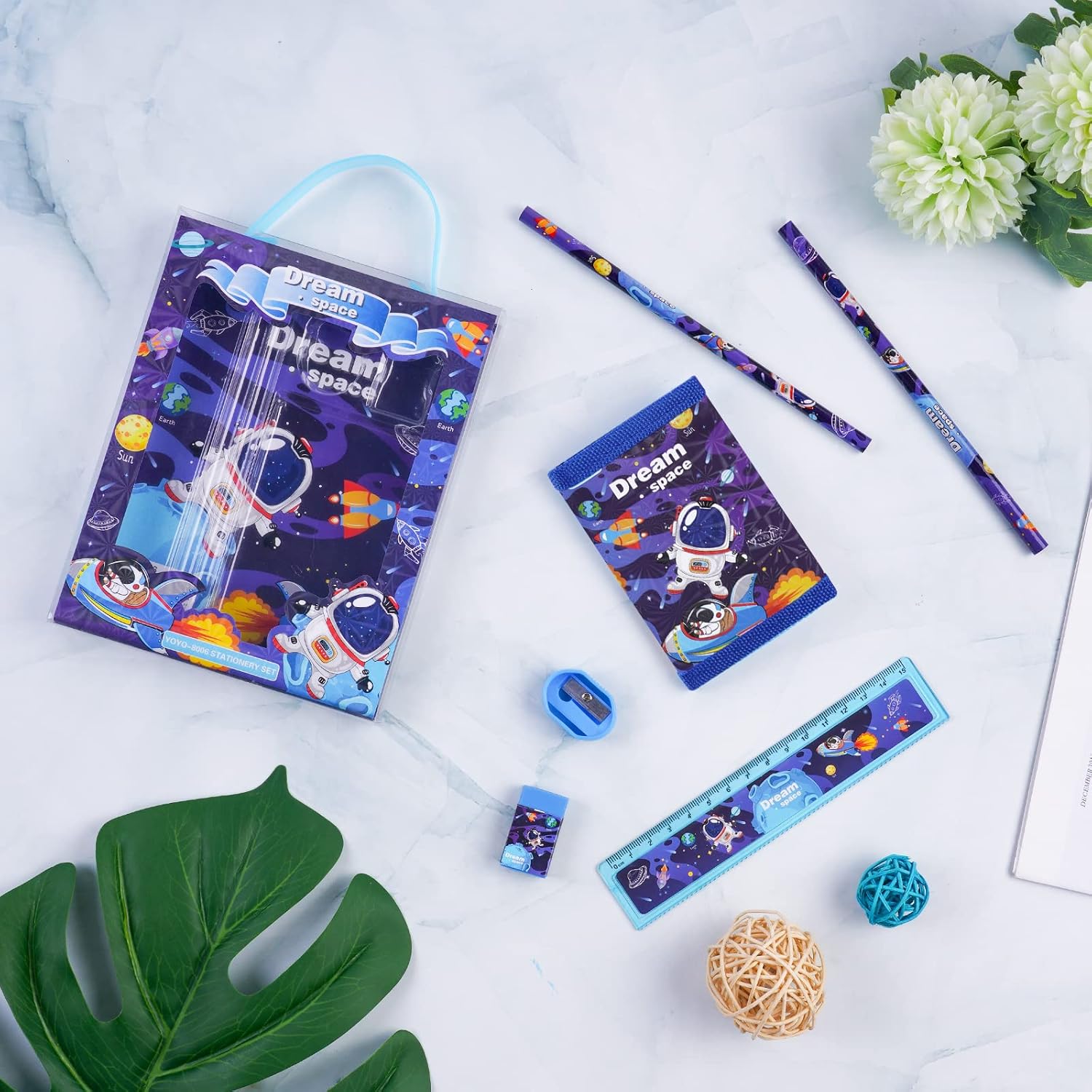 Vicloon Astronaut Stationery Set, Stationery Gift Set, Include 2pcs Pencil Case, Rulers, Eraser, Pencil Sharpener and Coin Purse, Astronaut Stationery Sets for Girls and Boys-4