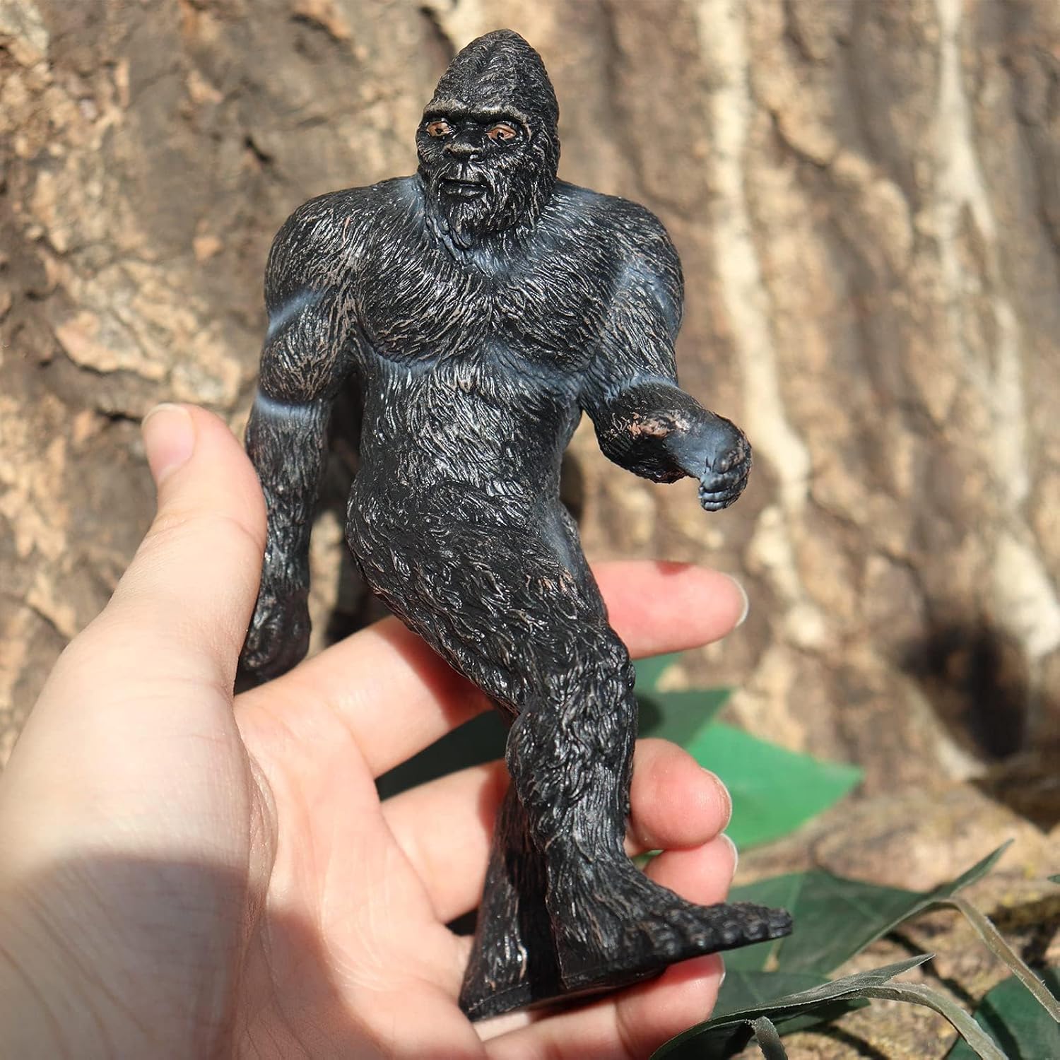 Dnoifne Bigfoot Statue, 5.11 Inches Resin Garden Bigfoot Sculpture, Unique Big Foot Sasquatch Gifts for Men, Bigfoot Sasquatch Ornament for Home Office Garden Bookshelf Desk Decor-1