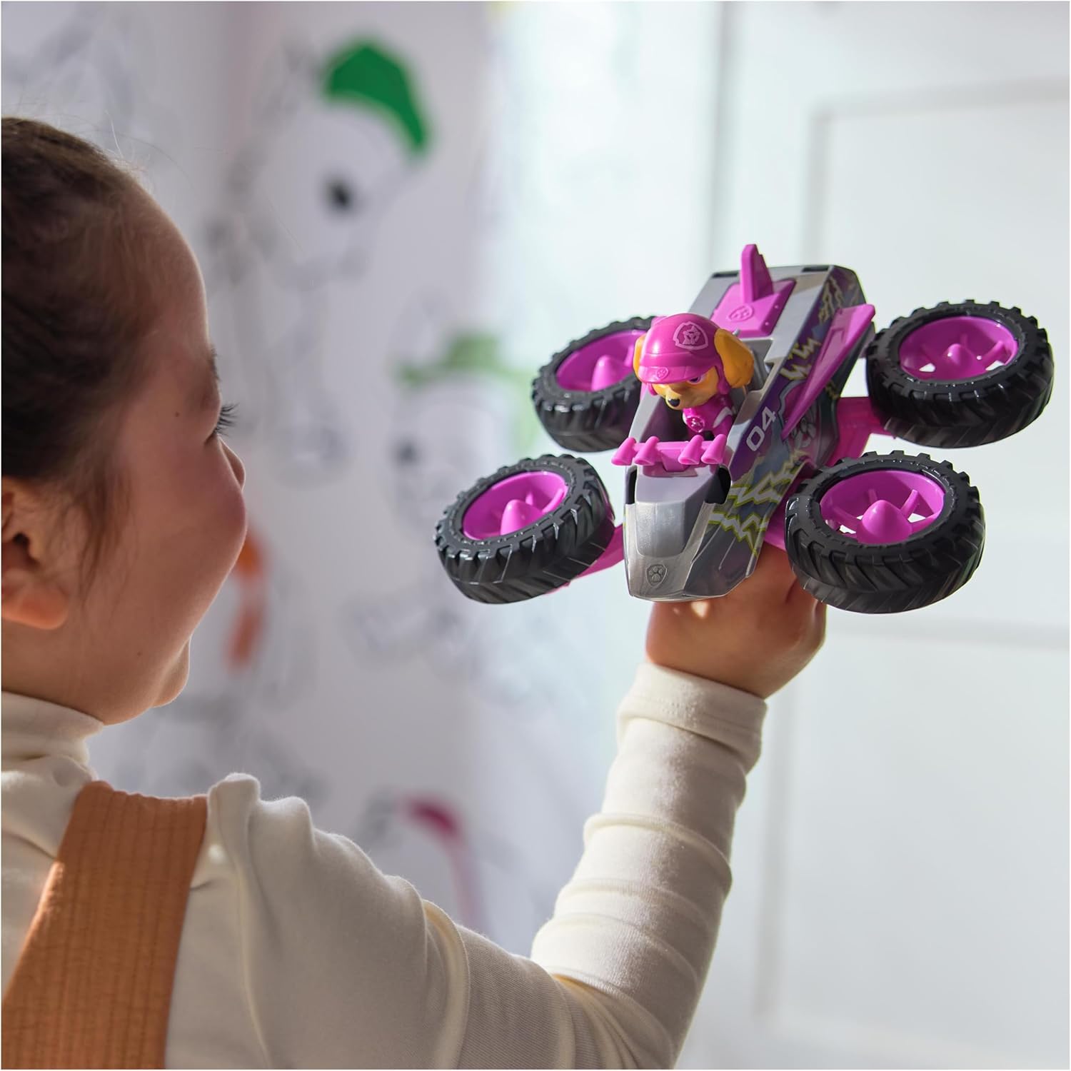 Paw Patrol: Rescue Wheels Skye’s Jet, Toy Truck with Transformation into Jet-Mode and Collectible Action Figure, Kids’ Toys for Boys & Girls Ages 3+-7