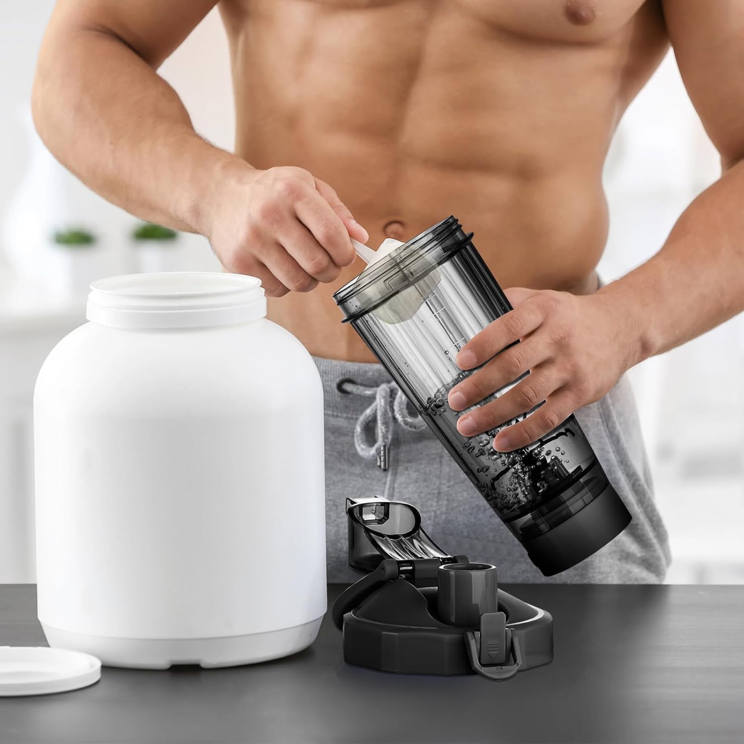 HIYAA Protein Shaker Bottle, USB C Rechargeable Electric Protein Shake Mixer, BPA Free, Shaker Cups for Protein Shakes and Meal Replacement Shakes, Perfect Gym Gift for Men Women, 550ML | 18.5 oz-5