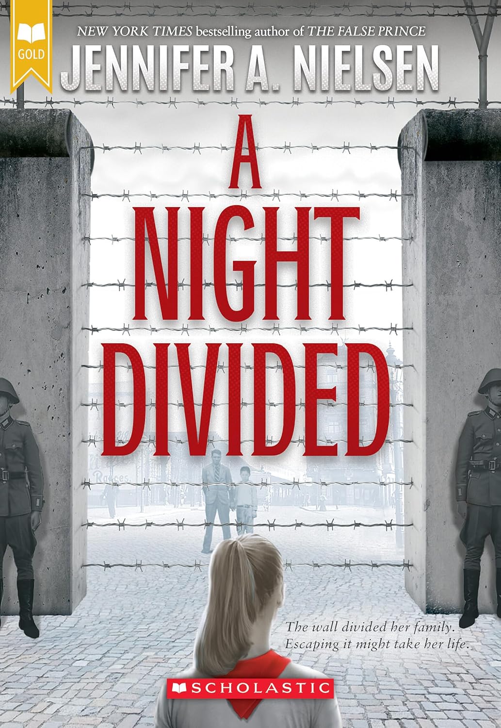 A Night Divided (Scholastic Gold)-0