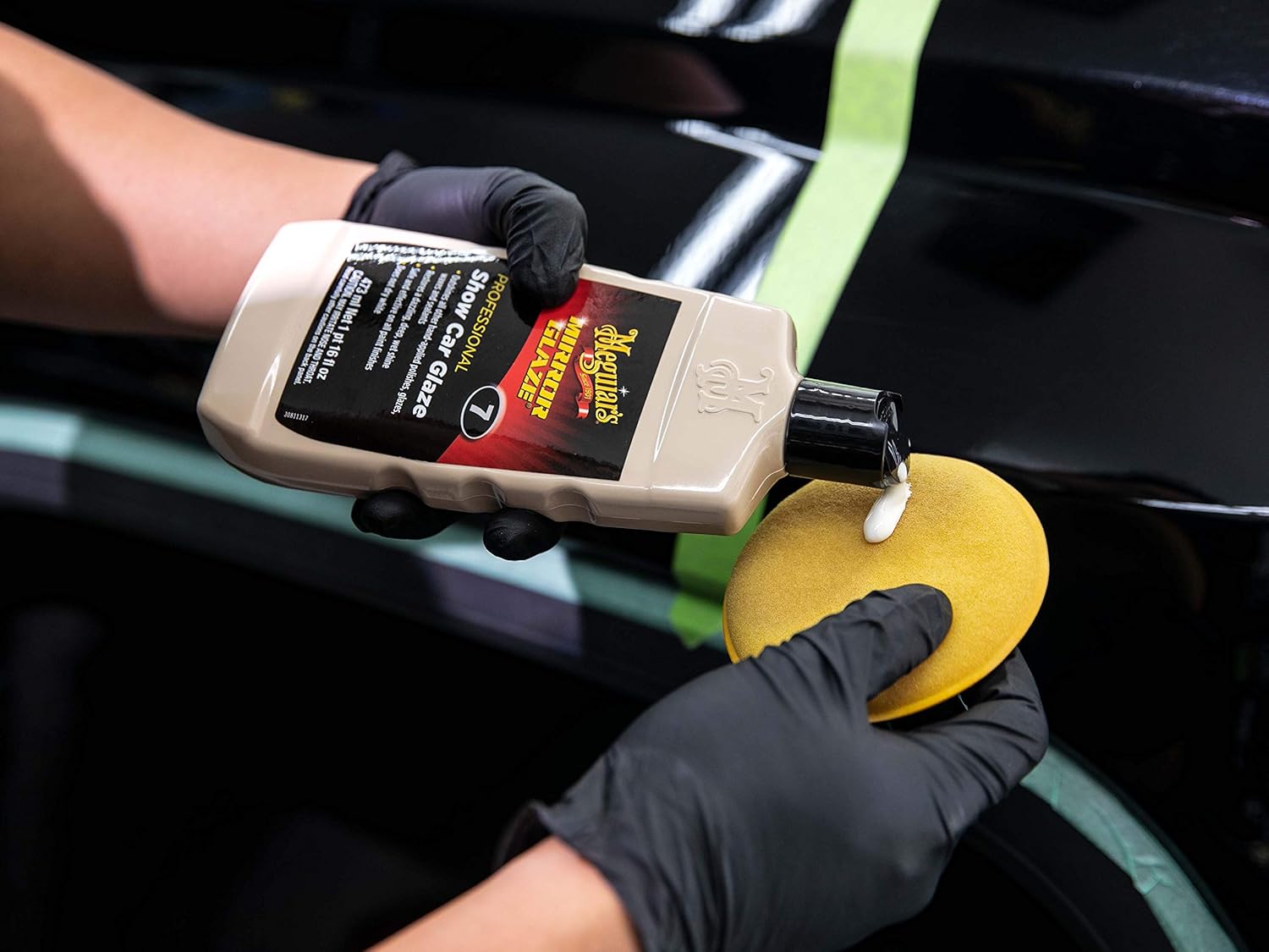 Meguiar's M716 Mirror Glaze Show Car Glaze, Exceptional Polish Restores a Deep Wet Shine - 16 Oz Bottle-4