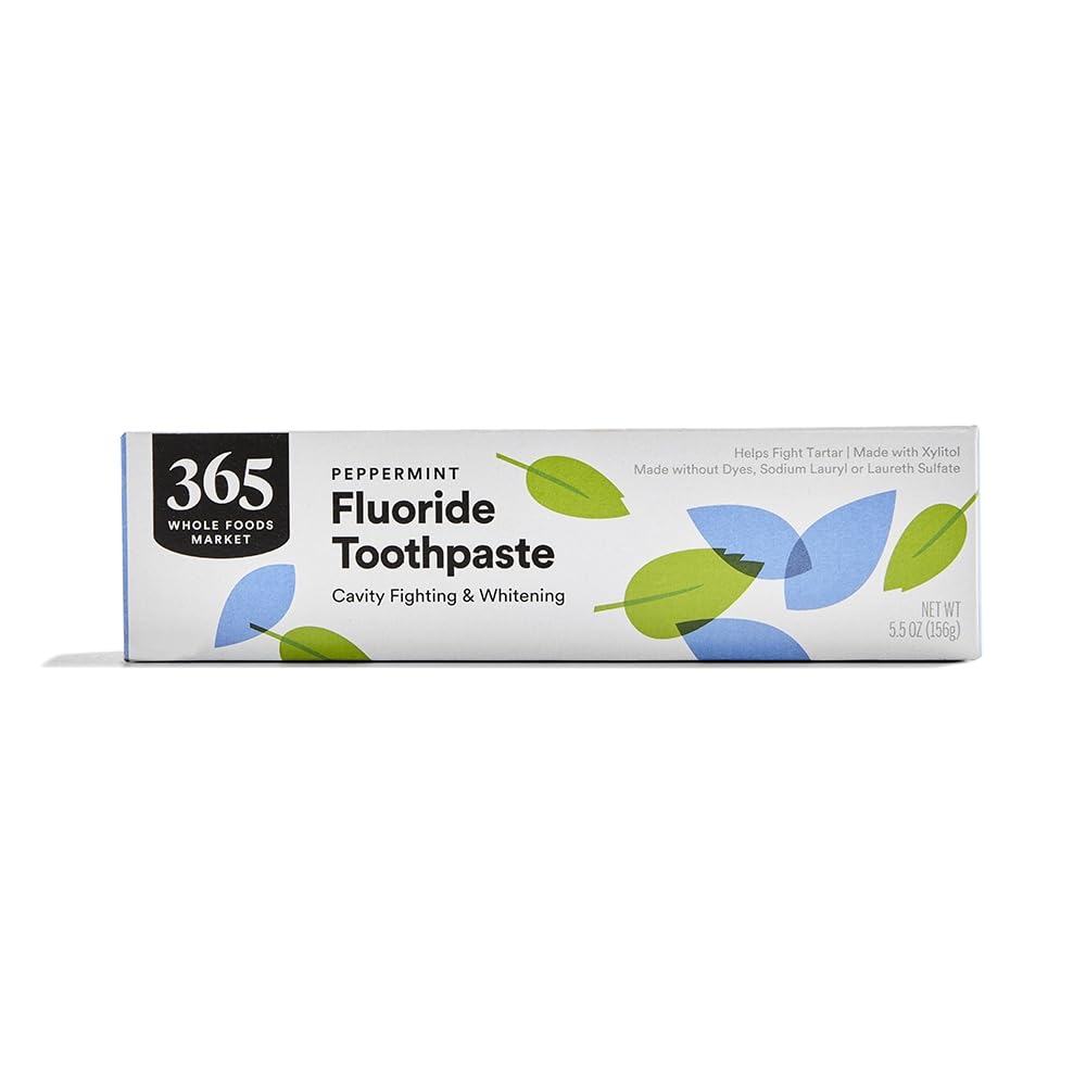 365 by Whole Foods Market, Fluoride Cavity Fighting and Whitening Toothpaste, 5.5 Ounce-0