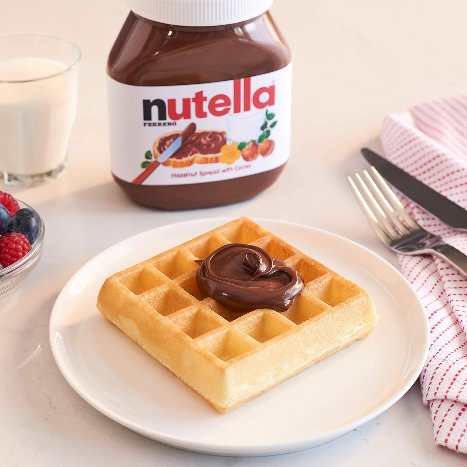 Nutella Chocolate Hazelnut Spread, Perfect Topping for Pancakes, 35.2 Ounce, Pack of 6-5