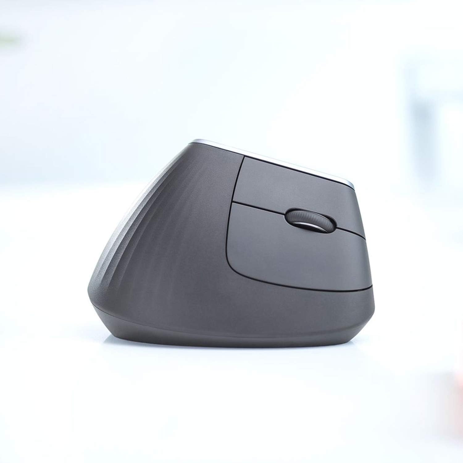 Logitech MX Vertical Wireless Mouse – Ergonomic Design Reduces Muscle Strain, Move Content Between 3 Windows and Apple Computers, Rechargeable, Graphite-10