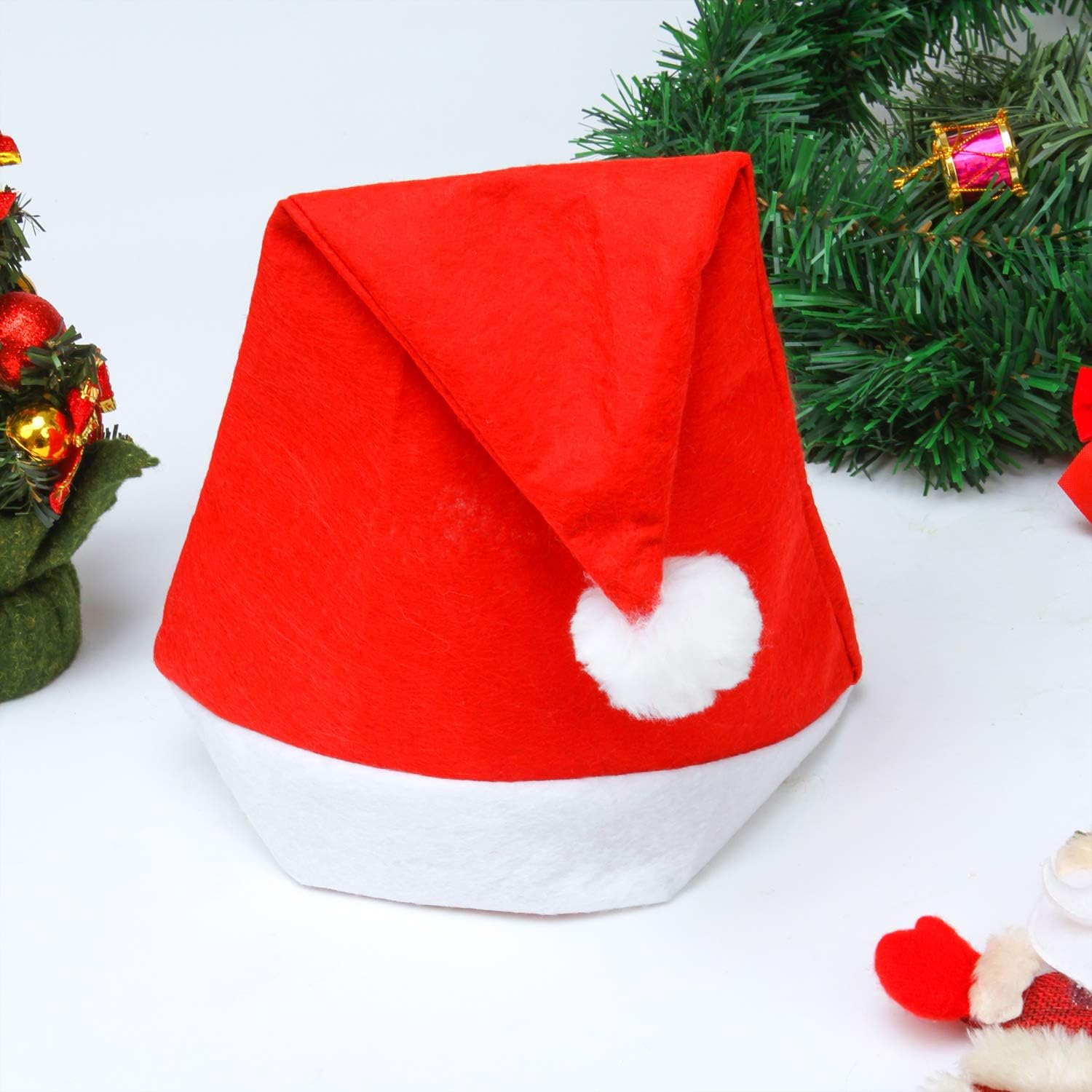 Elcoho 20 Pack Santa Red Hat Short Plush with White Cuffs Non-Woven Fabric Christmas Hat Santa Hat for Adults-3