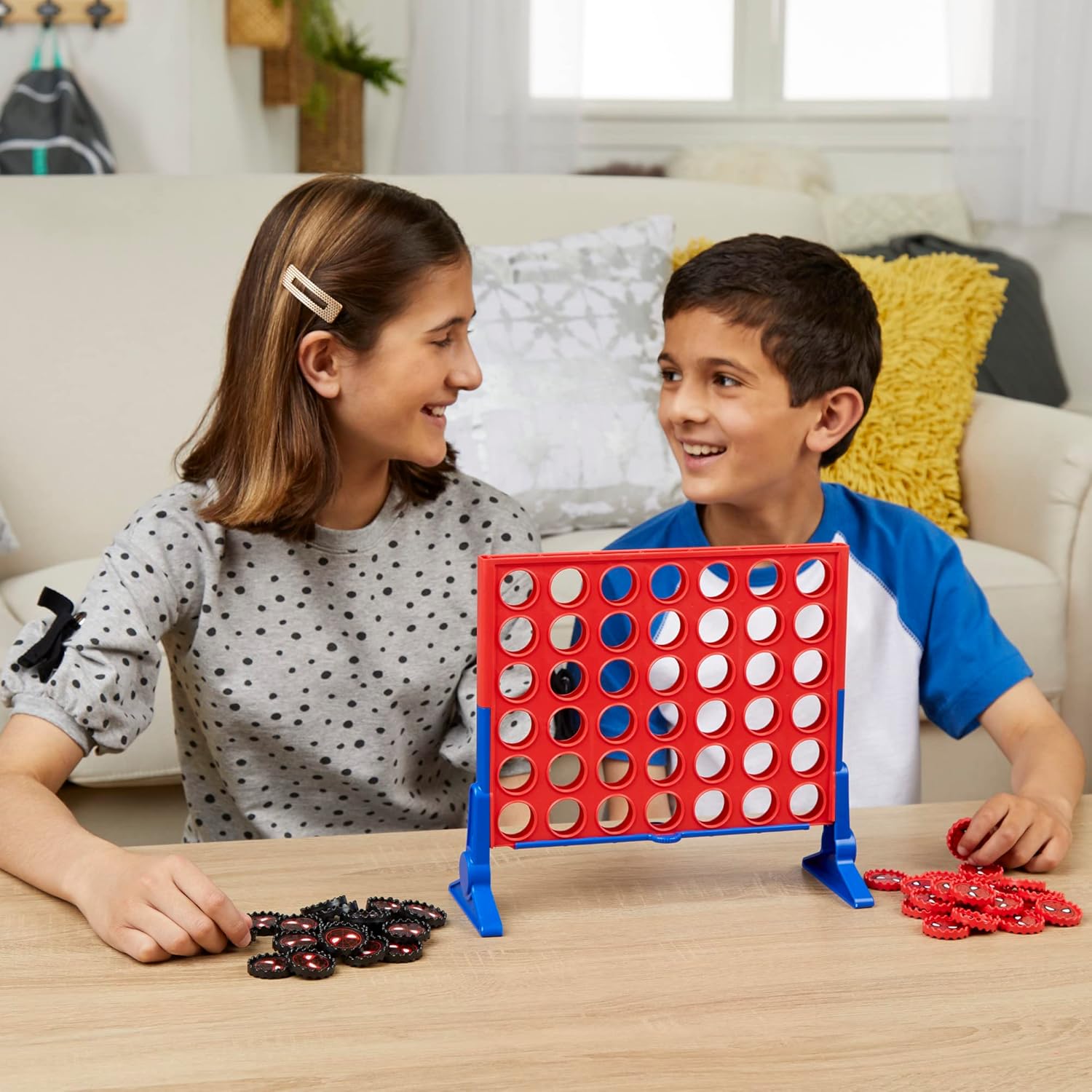 Hasbro Gaming Connect 4 Marvel Spider-Man Edition, Strategy Board Game for 2 Players, Ages 6 and Up (Amazon Exclusive)-6