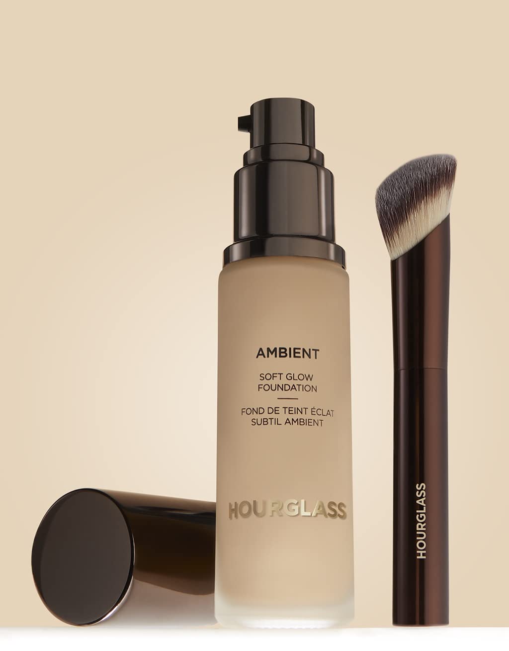 Hourglass Ambient Soft Glow Foundation Brush-1