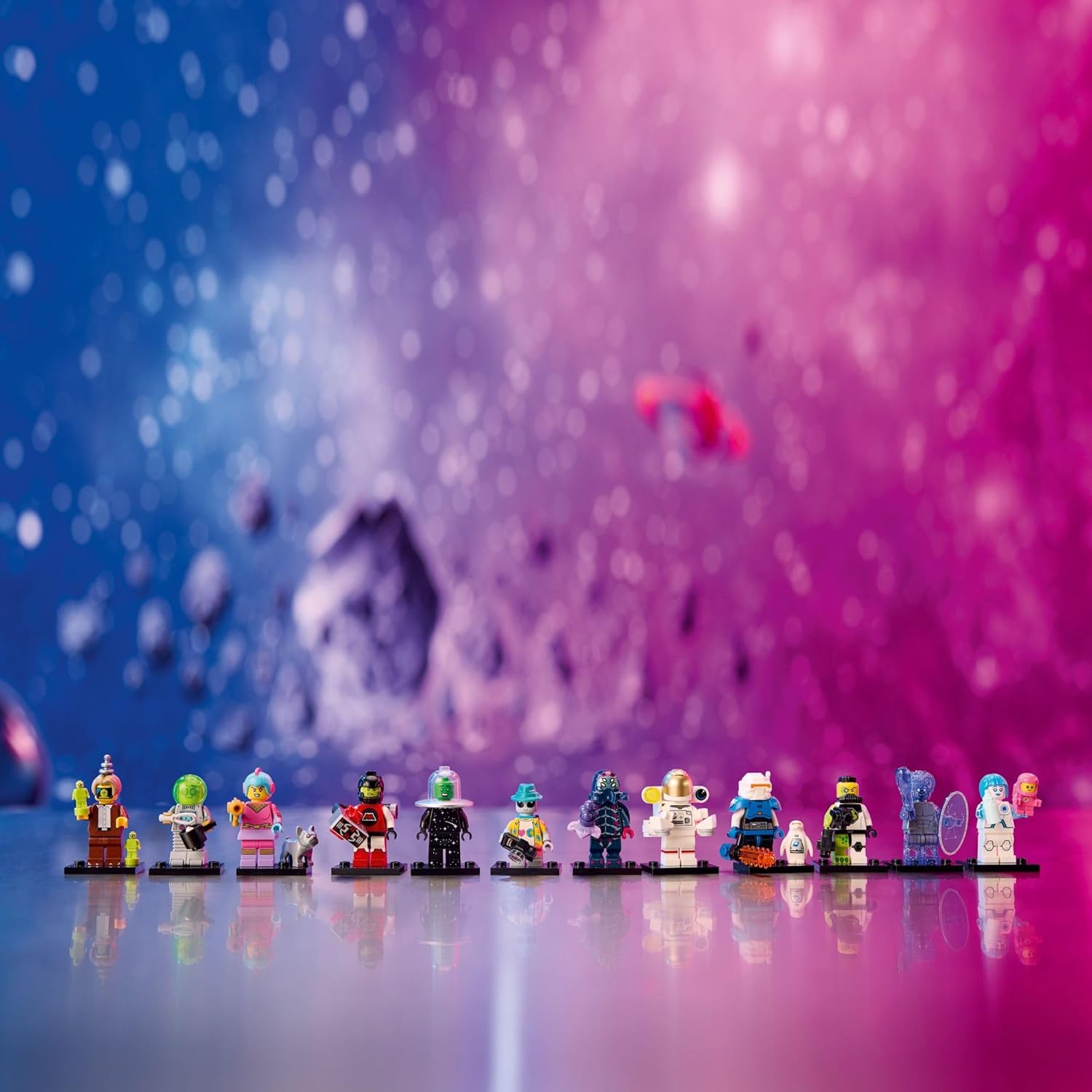 LEGO Minifigures Series 26 Space 6 Pack, Multi Pack of Collectible Minifigures for Kids, Sci-Fi Toy Building Set for Independent Play, Gift Idea for Boys and Girls Aged 5 Years Old and Up, 66764-4