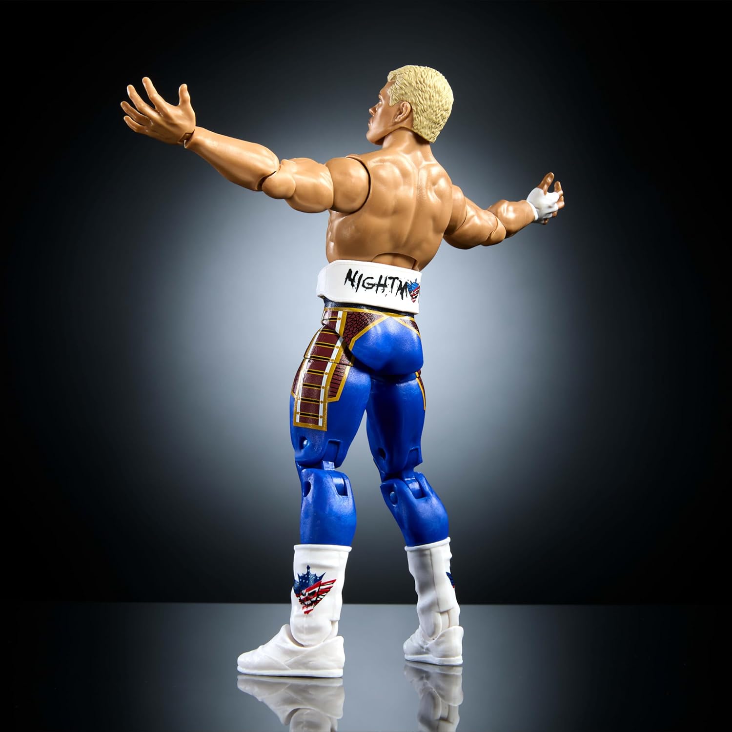 Mattel WWE Top Picks Elite Action Figure & Accessories Set, “The American Nightmare” Cody Rhodes 6-inch Collectible with Swappable Hands, Ring Gear & 25 Articulation Points-5