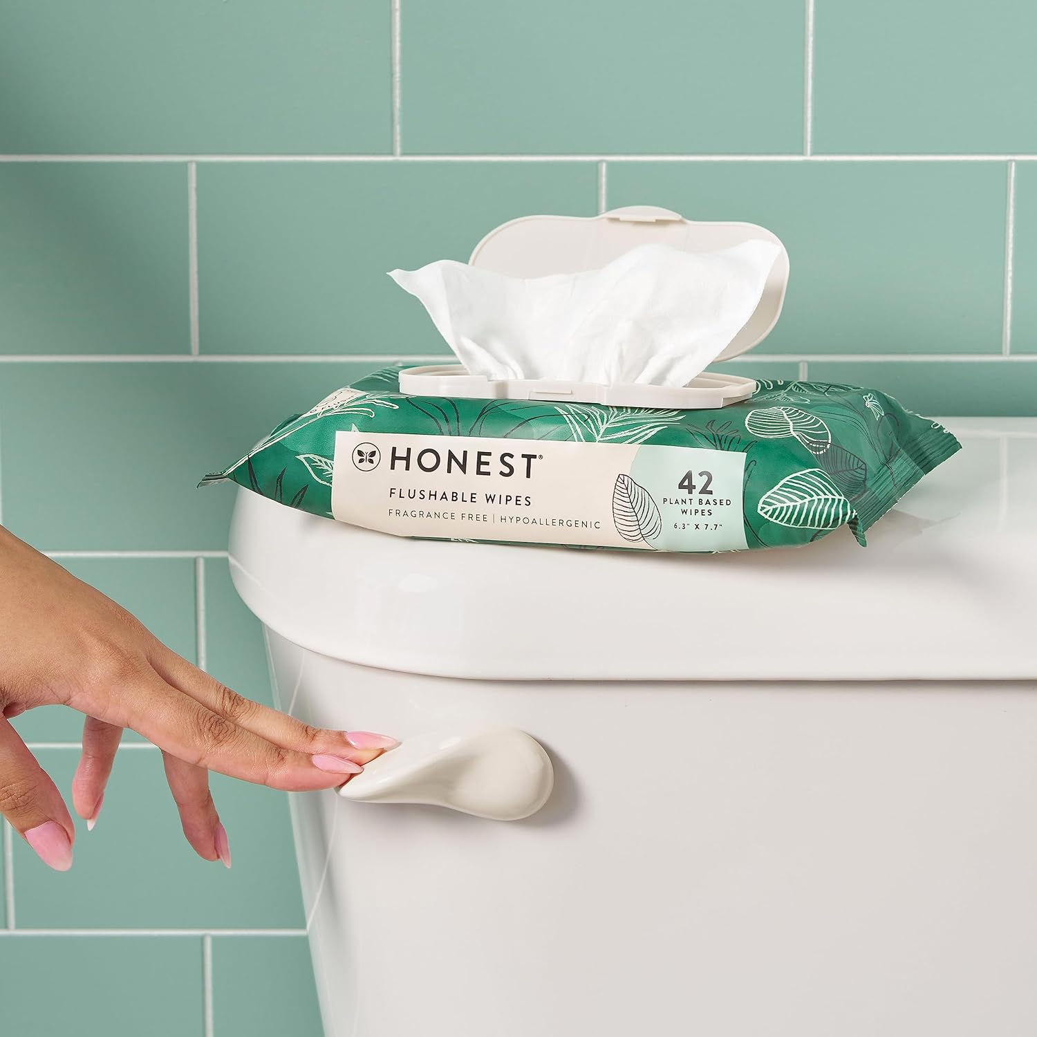 The Honest Company Plant-Based Flushable Wipes | 99% Water, Hypoallergenic, EWG Verified, Safe to Flush | Fragrance Free, 126 Count-8